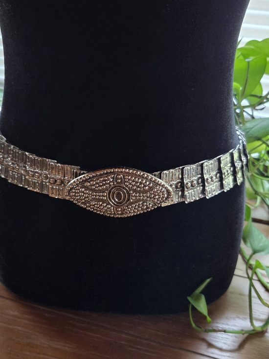 Harwill Accessories - RARE! Vintage 1980's Harwill Metal Belt Stretch Size S/M